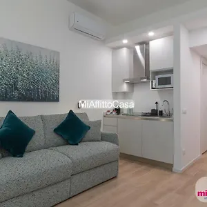 https://black-and-green-porta-venezia.it-lombardy.com